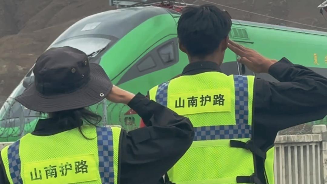 四川一中学发生学生死亡事件